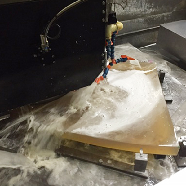 business_img01-2 研削工程