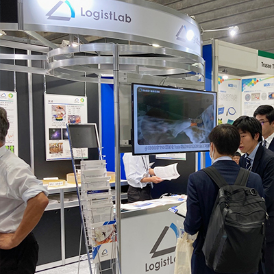 business_img06 自社ブースの出展