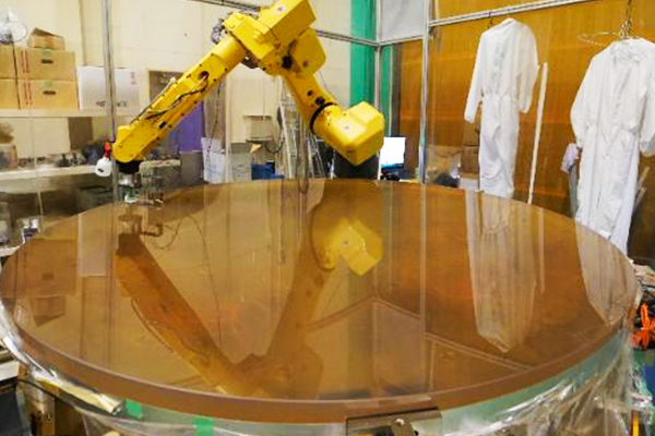 technology_img01 自由曲面製造システム